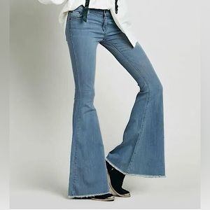 RARE Free People Faded Light Wash Bell Bottoms Flare Jeans 26